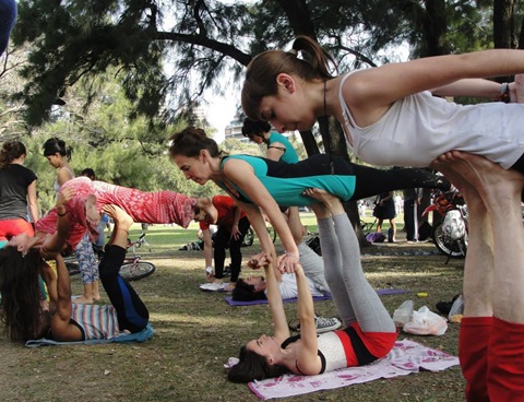 Acroyoga-Juan-Manuel-Vazquez